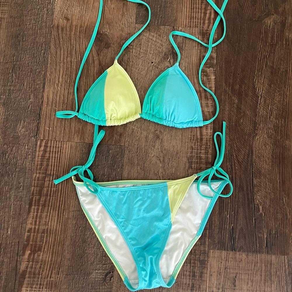 Victoria Sercet colorblock Teal and Yellow Bikini Set